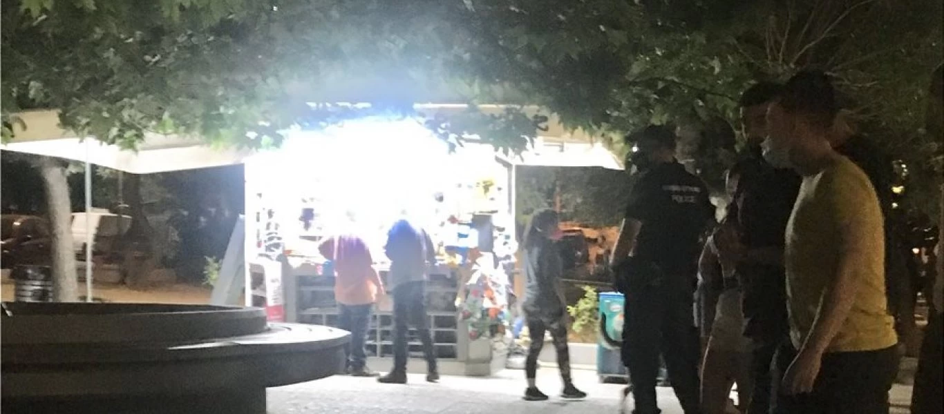 Παγκράτι: Στην πλατεία Βαρνάβα αστυνομικές δυνάμεις (φώτο)